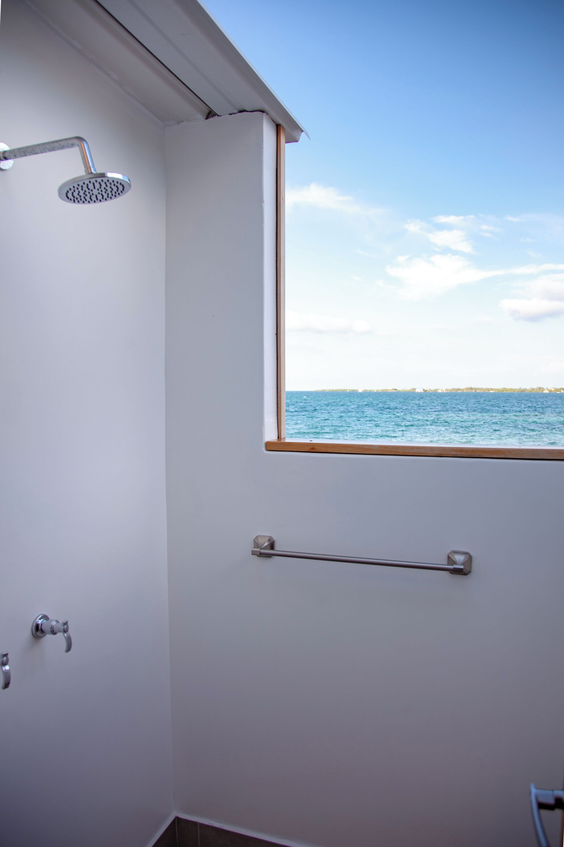 Junior Suite, Sea View | Bathroom shower
