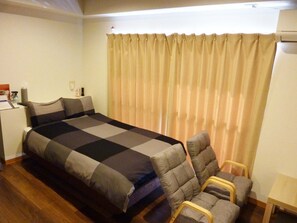 1 室のベッドルーム、WiFi (無料)、ベッドシーツ