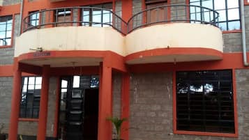 واجهة المنشأة