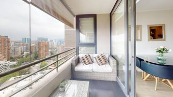 Apartment, 2 Bedrooms | In-room safe, laptop workspace, soundproofing, iron/ironing board