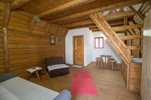 Interior - Etno Selo Vojnik (Milosevici)