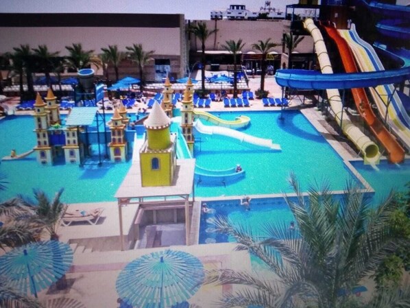 5 outdoor pools - Hurgada Mirage Beach Chalet & Aqua Park (Hurghada)