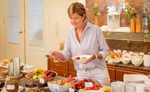 Petit déjeuner buffet compris tous les jours