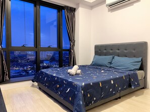 Basic Apartment, 2 Bedrooms | 2 bedrooms, blackout drapes, iron/ironing board, free WiFi