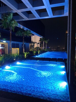 Outdoor pool - BrightonHome at REVO Aurora Place Bukit Jalil (Kuala Lumpur)