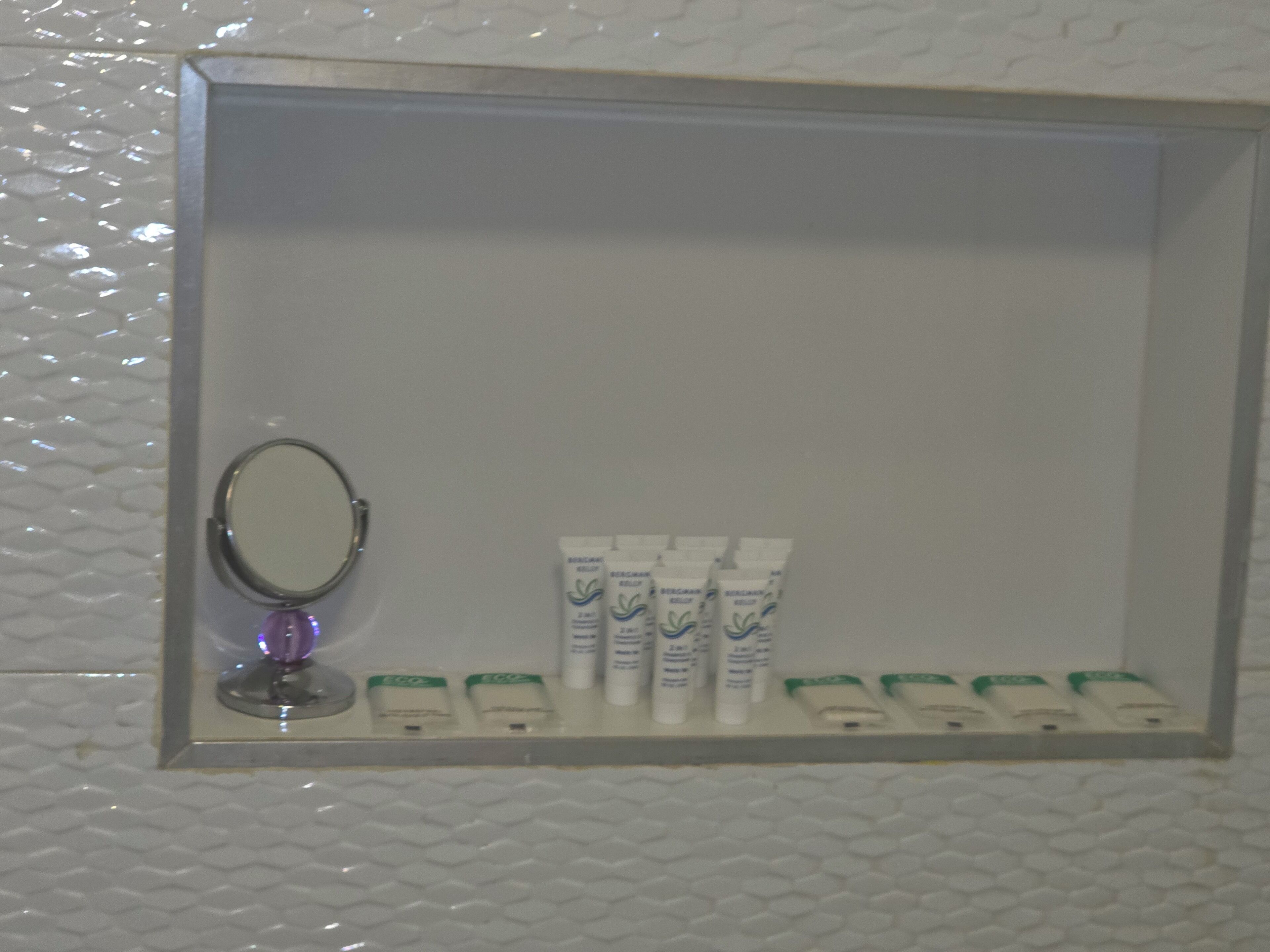 Dusche, Handtücher, Seife, Shampoo