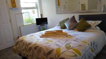 1 chambre, fer et planche Ă repasser, Wi-Fi, draps fournis