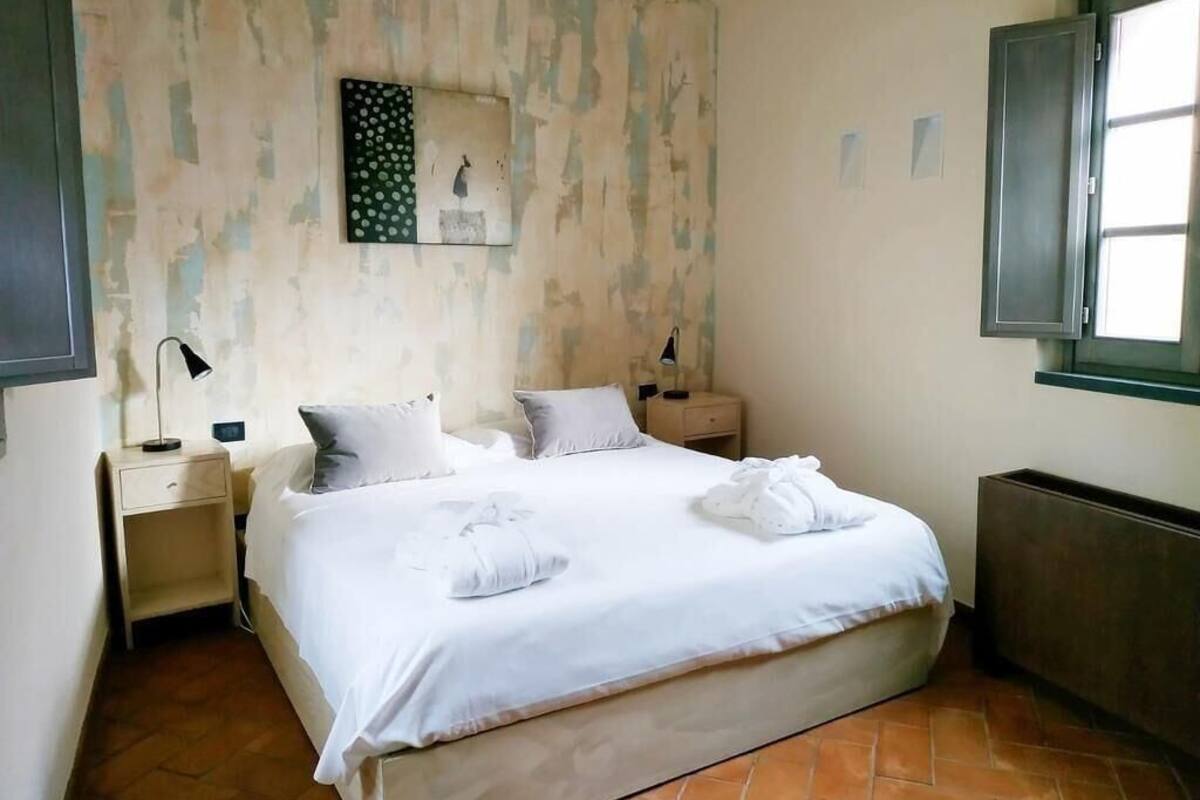 Suite estudio familiar | Insonorización, wifi gratis y ropa de cama