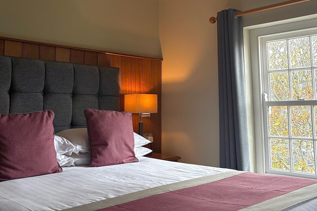 Comfort-Doppelzimmer | Schreibtisch, Verdunkelungsvorhänge, schallisolierte Zimmer