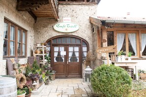 Property entrance - Die Bruckmühle (Valley)