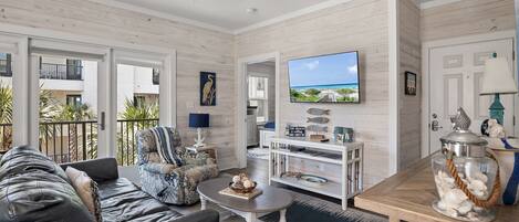 Smart TV, fireplace