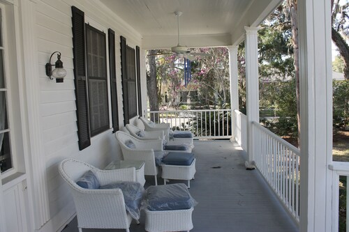 The Budd-Pafford House: The Rose Room