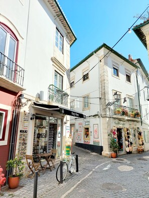 Front of property - Residenza Dutzu ApartHotel (Leiria)