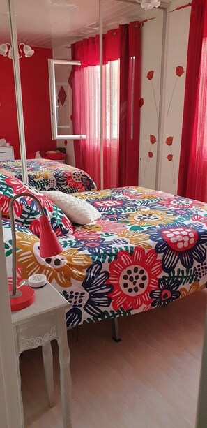 3 Schlafzimmer, Bügeleisen/Bügelbrett, WLAN, Bettwäsche