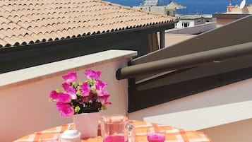 Căn hộ, 2 phòng ngủ | Hiên