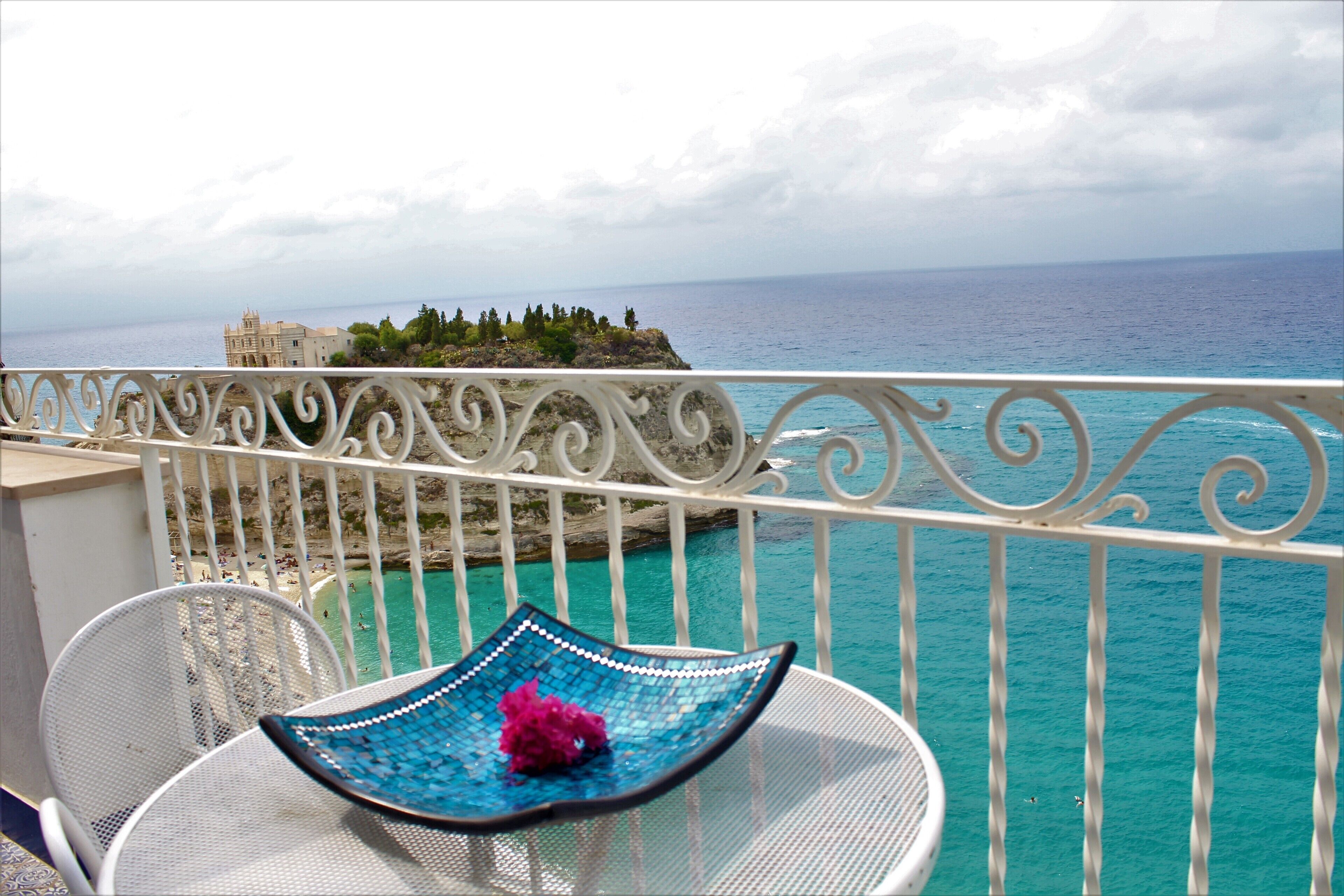 Apartment, 2 Bedrooms, City View, Sea Facing | Water view