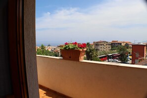 Balcony view - Orchidea (Tropea)