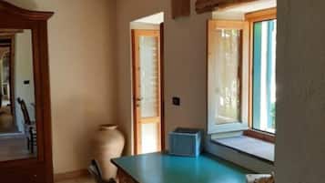 Panoramic Villa, 2 Bedrooms, Sea View (Villa Gemma) | Interior