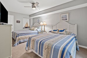 3 dormitorios, tabla de planchar con plancha, wifi y ropa de cama