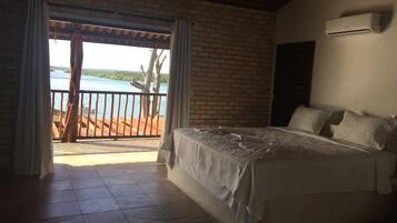 1 quarto, Wi-Fi de cortesia, roupa de cama