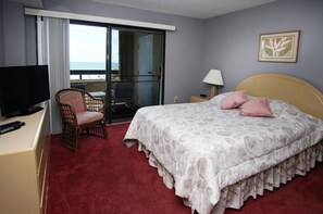 3 bedrooms, iron/ironing board, WiFi, bed sheets - Condo with great ocean view, large balcony w/pool & hot tub in popular Cherry Grove Beach (North Myrtle Beach)