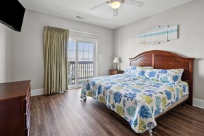 8 bedrooms, iron/ironing board, WiFi, bed sheets