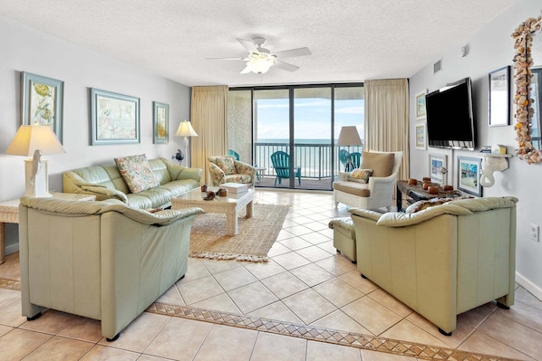 TV, DVD player, stereo - Large oceanfront family-sized condo rental w/lazy river, pool, and fitness center near Ocean Drive (North Myrtle Beach)