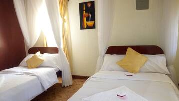 Desk, free WiFi, bed sheets