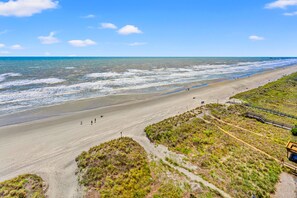 On the beach - Premier resort offering deluxe oceanfront condos in the heart of family-friendly North Myrtle Beach (North Myrtle Beach)