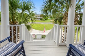 Property grounds - Spacious, family-friendly oasis in North Myrtle Beach (North Myrtle Beach)