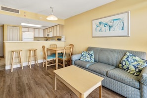 TV, DVD player - Full-service resort with shops, restaurants, pools, lazy river! (North Myrtle Beach)
