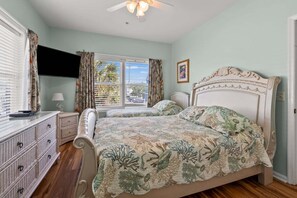 8 bedrooms, iron/ironing board, WiFi, bed sheets - Oceanfront duplex steps from beach w/shared pool, game room, kids' pool, grill (North Myrtle Beach)