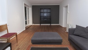Studio | Living area - StayPlus Studio Near Recreational Area (Oslo)