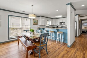 Dining - Gorgeous family ready oceanfront duplex, beautifully decorated, spacious oceanfront decks (North Myrtle Beach)