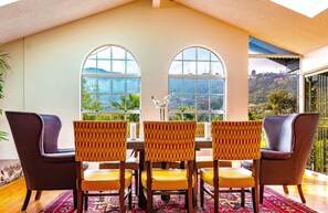 Free daily cooked-to-order breakfast - La Jolla Guest House (La Jolla)