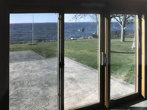 Interior - Lake house with easy access to Fox Valley cities (Larsen)