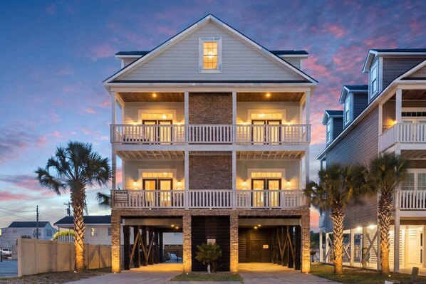 Exterior - Roomy family rental home w/private pool, sundeck, yard in North Myrtle Beach (North Myrtle Beach)