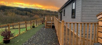 Smiddyhill Lodge, Innerleithen self catering holiday let