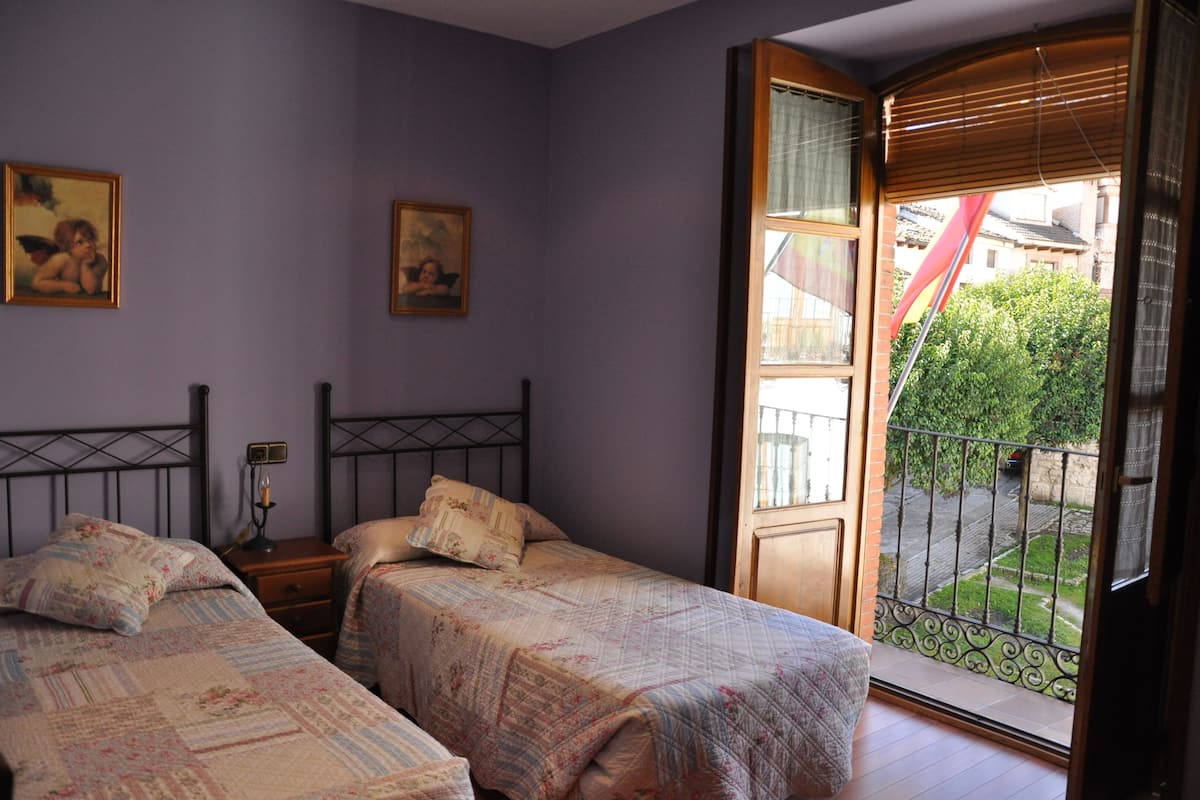 Apartment, 2 Bedrooms | 2 bedrooms, free WiFi