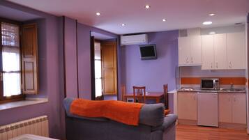 Studio | 2 bedrooms, free WiFi