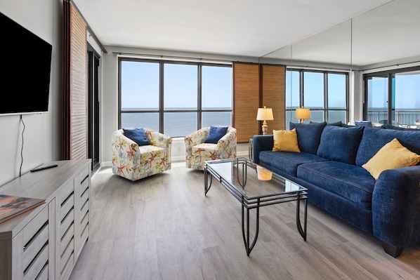 TV, Netflix, DVD player, streaming services