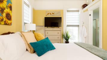 Milan Room | 2 bedrooms, premium bedding, down duvets, iron/ironing board
