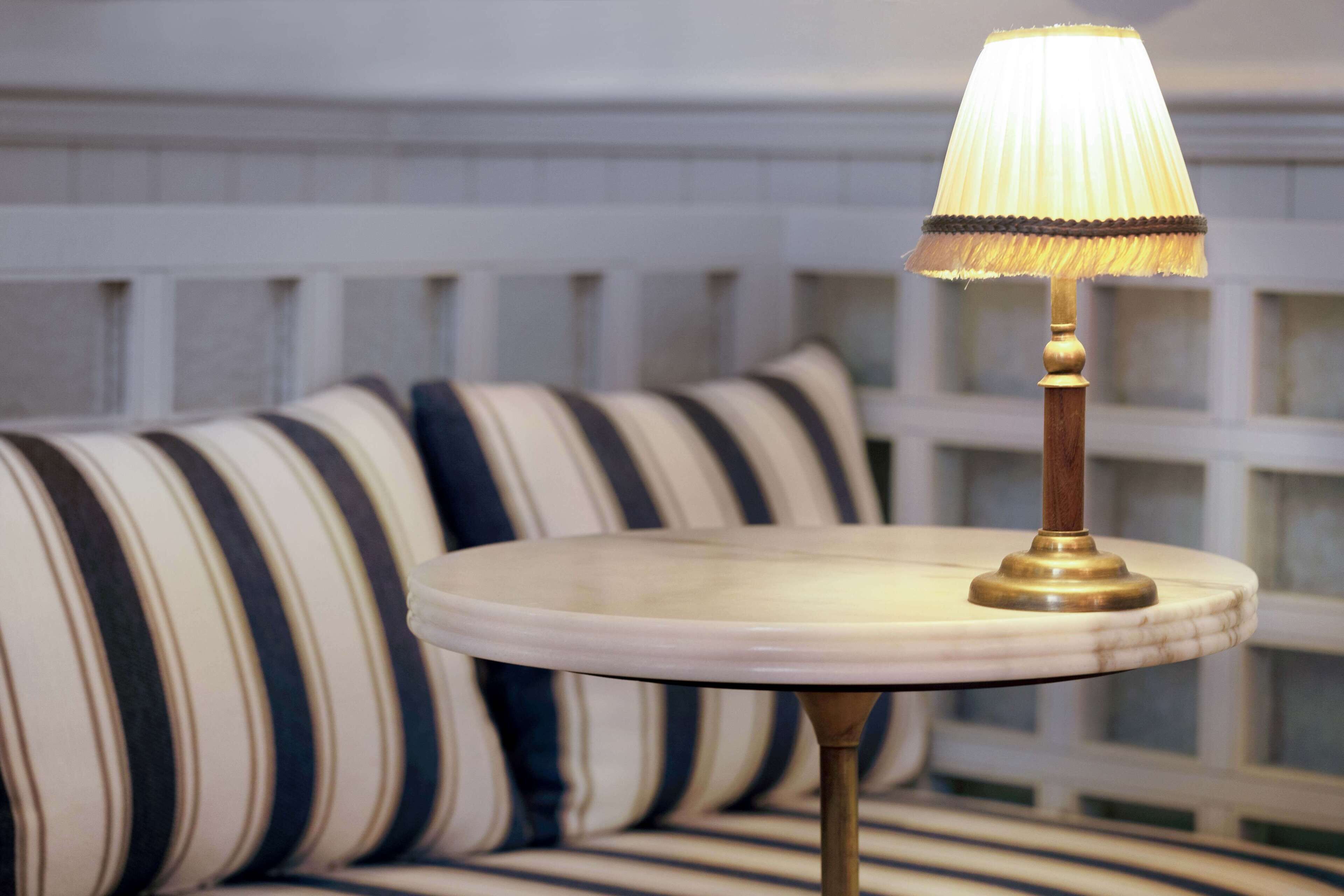 2 restaurants, breakfast, lunch, dinner served; italian cuisine