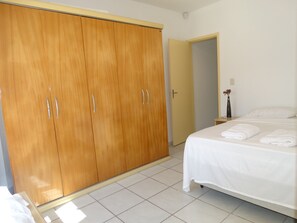 Casa | Wi-Fi de cortesia, roupa de cama