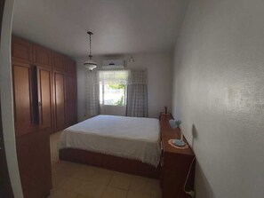 Casa, 3 quartos | Wi-Fi de cortesia, roupa de cama