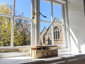 Deluxe Double Room, Ensuite, Garden View