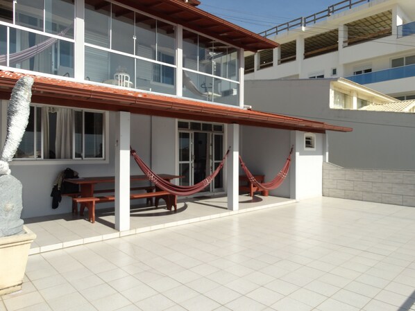 Apartment, 2 Bedrooms, Ocean View | Terrace/patio