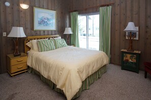 6 bedrooms, WiFi, bed sheets