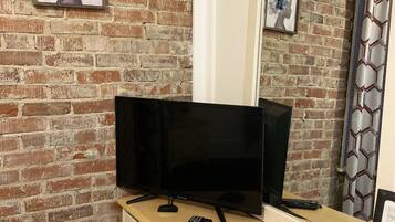 GARDEN OF EDEN | Memory foam beds, individually decorated, individually furnished