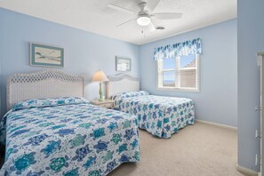 4 bedrooms, iron/ironing board, WiFi, bed sheets
